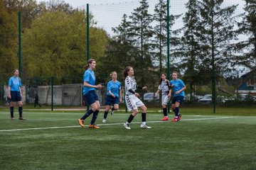 Bild 131 - B-Juniorinnen Ellerau - St. Pauli : Ergebnis: 1:1